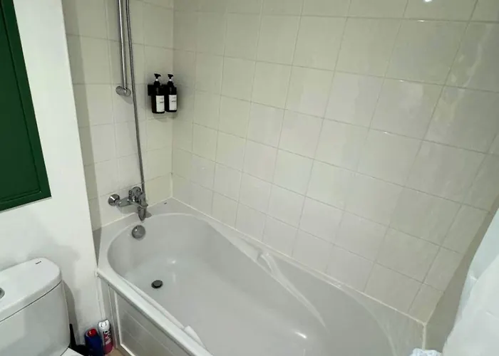 Oasis - Wifi, Clim, Vue, Equipe * Lourdes